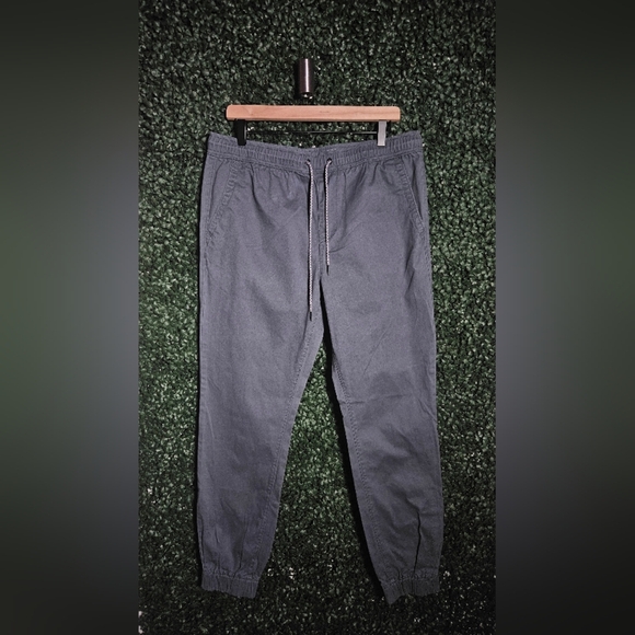 Aeropostale Gray Sweatpants with Elastic Waistband - Picture 1 of 4